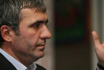 Hagi: Pacat pentru acel pentalty. Trebuie sa il uitam