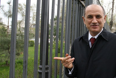 Boloni a acceptat. Pana miercuri luam o decizie