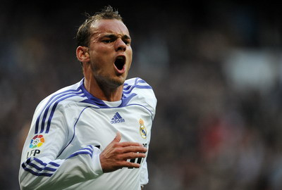 Sneijder: Vrem s&Auml;&fnof; c&Atilde;&cent;&Aring;&Yuml;tig&Auml;&fnof;m Euro