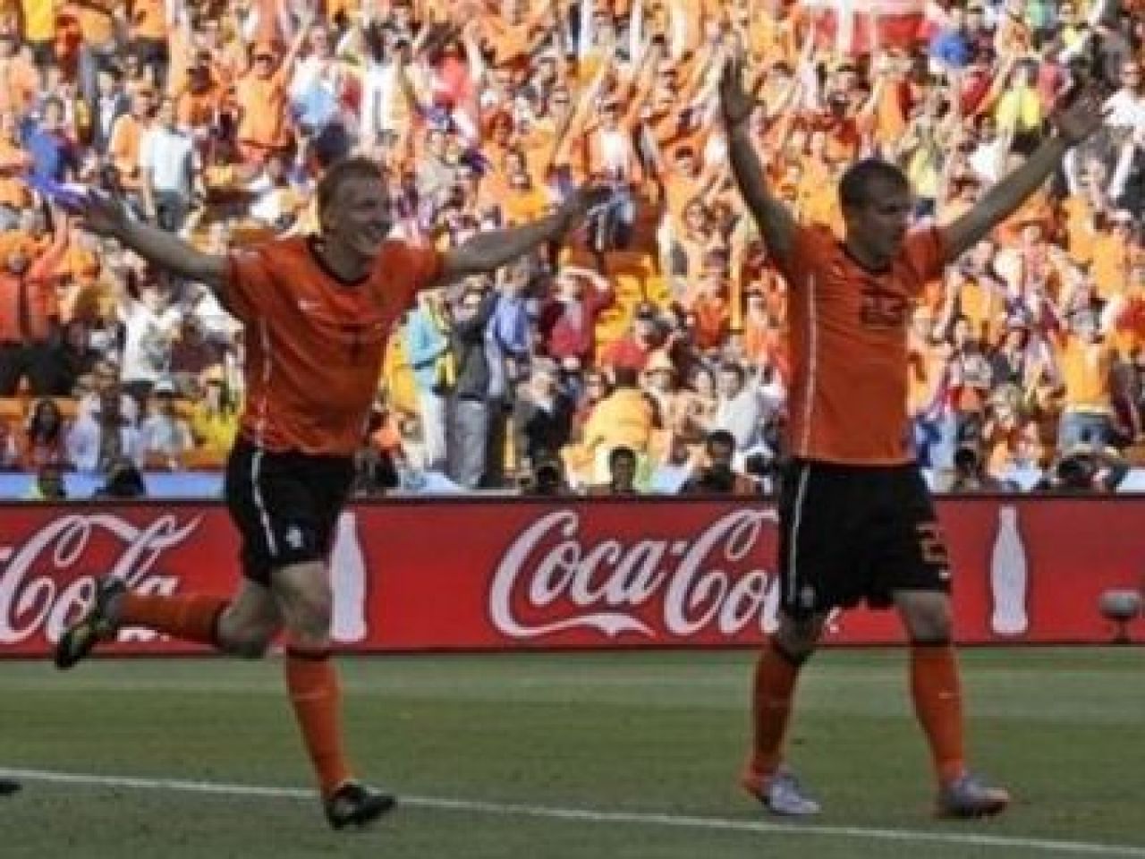 Portocaliul este culoarea NEBUNIEI! Olanda 2-0 Danemarca! Vezi rezumatul_13