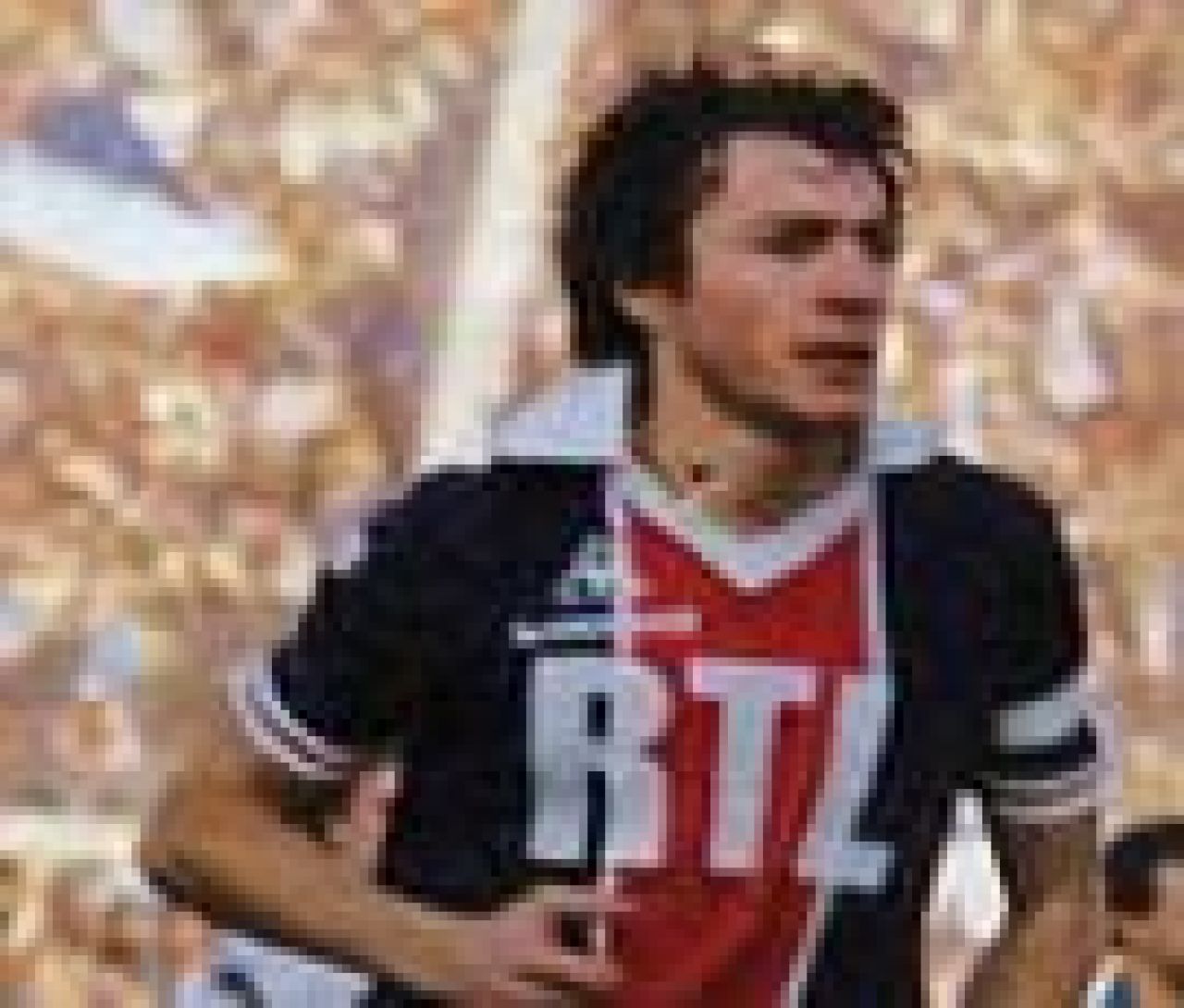 Radoi la PSG? Vezi cei mai tari 25 de jucatori din toata istoria clubului:_6