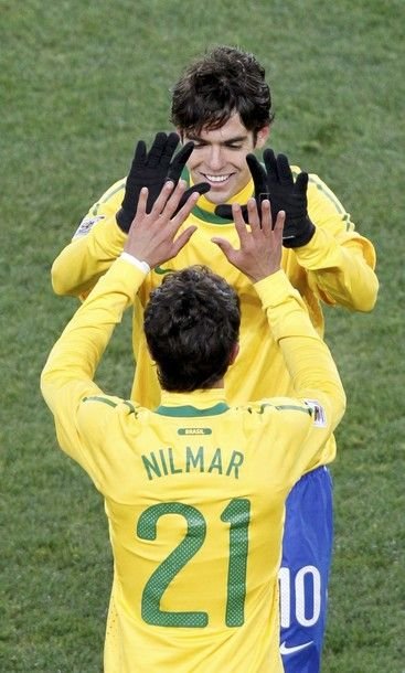 Brazilia, descatusata de super golul lui Maicon! Brazilia 2-1 Coreea de Nord! Vezi rezumat_25