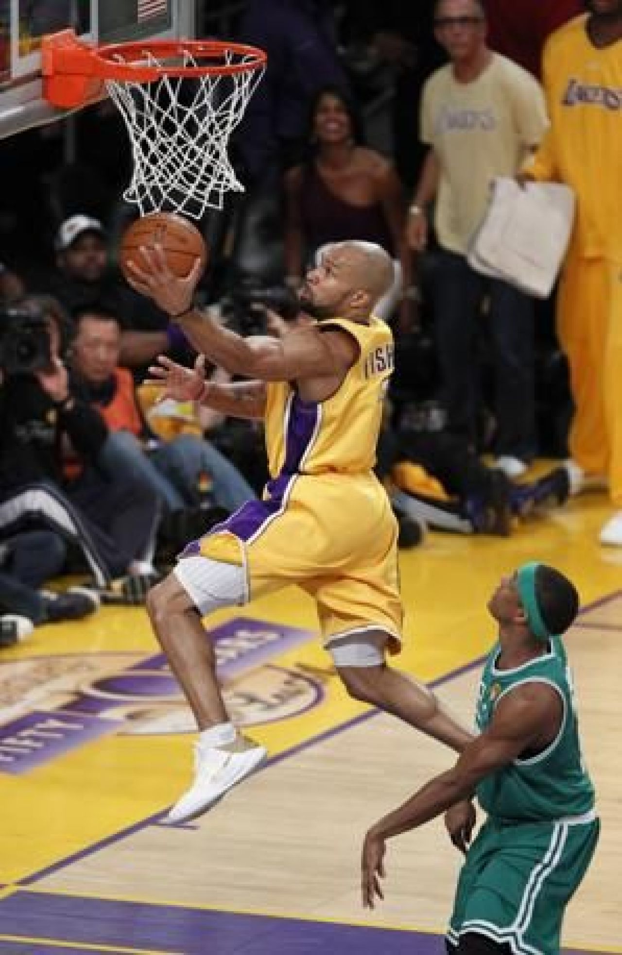 Lakers a batut Boston! Cel mai tare slam al finalei: Vezi care este scorul finalei VIDEO _13