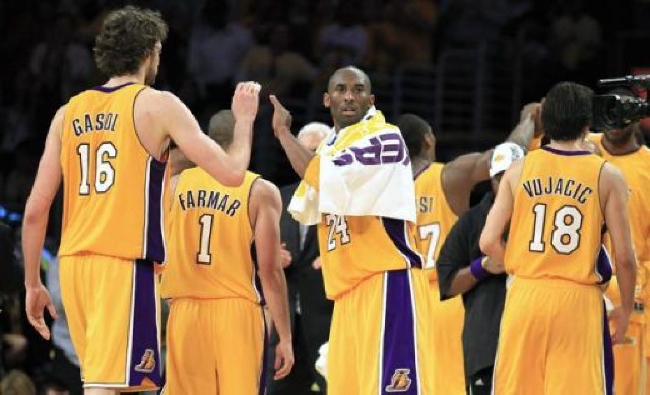 Lakers a batut Boston! Cel mai tare slam al finalei: Vezi care este scorul finalei VIDEO _14