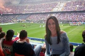 VIDEO Adevarata Ronaldinha! Jongleaza cu mingea de 100 de ori in 30 de secunde! Tu poti ca ea?_3