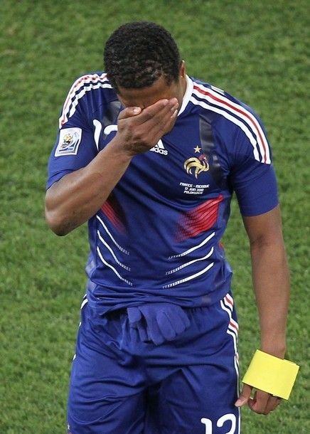 VIDEO Evra a plans la intonarea imnului Frantei! Dupa meci: 
