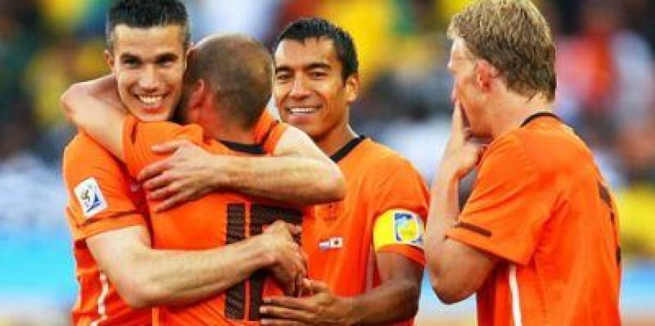 Olanda nu convinge, dar invinge! Olanda 1-0 Japonia! Sneijder concureaza pentru cel mai frumos gol_4