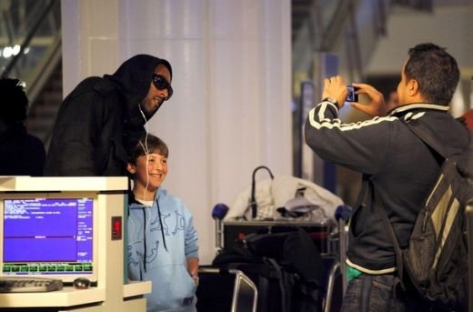 FOTO: Anelka a ajuns la Londra! Vezi ce spune Drogba despre excluderea colegului sau!_5