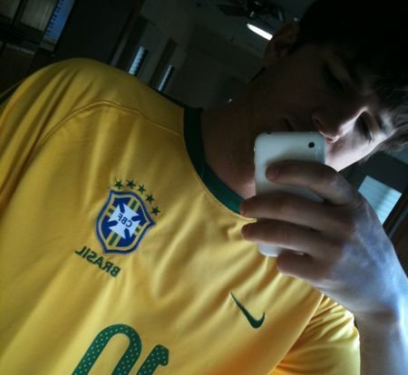 Ashton Kutcher si Demi Moore sunt fani Brazilia! Reactia la eliminarea lui Kaka: Oh shit, ce s-a intamplat? &nbsp;