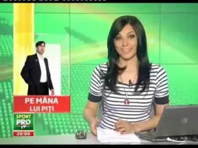 VIDEO! Ce refren de manea i s-a pregatit lui Piturca la Steaua: Piti e stapanu :)