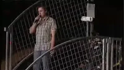 VIDEO SALT MORTAL IN SCAUN CU ROTILE! Cum sfideaza gravitatia un pusti de 18 ani care nu poate sa mearga!