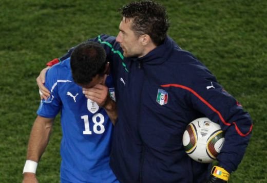 FOTO / Cum a PLANS Quagliarella dupa ce a fost eliminat de la Mondial! Nu mai voia sa plece de pe teren:_2