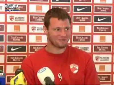 Paun stie cum se da ora exacta: "Astept meciul cu Steaua ca sa dau gol!"