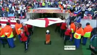 VIDEO / Cine a spus ca atacul Angliei nu este sudat? Cel mai APROPIAT moment dintre Rooney si Defoe din tot mondialul: