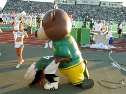 FOTO / TOP 20 mascote PORNO :)_8