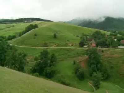 VIDEO Riderii de la RedBull Romaniacs au ajuns in munti! Au inceput abandonurile!