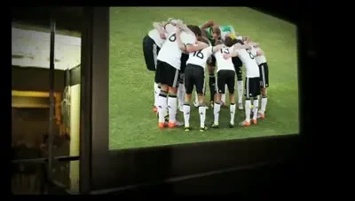 VIDEO / De ce a castigat Germania cu Anglia? Vezi ce inseamna sa fii o echipa: