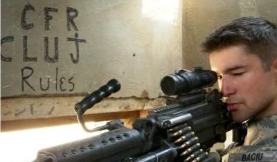 SUPER FOTO! Cel mai tare fan al lui CFR Cluj! Ce mesaj a trimis un soldat din Irak!_9