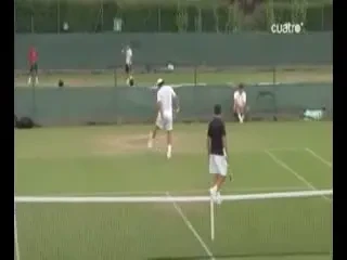 VIDEO / Sharapova dribleaza ca Messi si Ronaldo