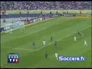 VIDEO / El Loco Abreu a batut penalty-ul decisiv pentru Uruguay ca Zidane si Panenka: