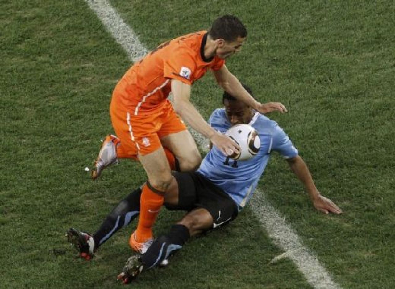 OLANDA este in FINALA Cupei Mondiale! Olanda 3-2 Uruguay! Vezi rezumatul:_14