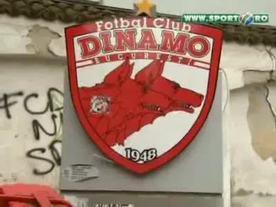 "Andone, nu gira cu hotii" Cum au protestat fanii lui Dinamo impotriva conducerii: