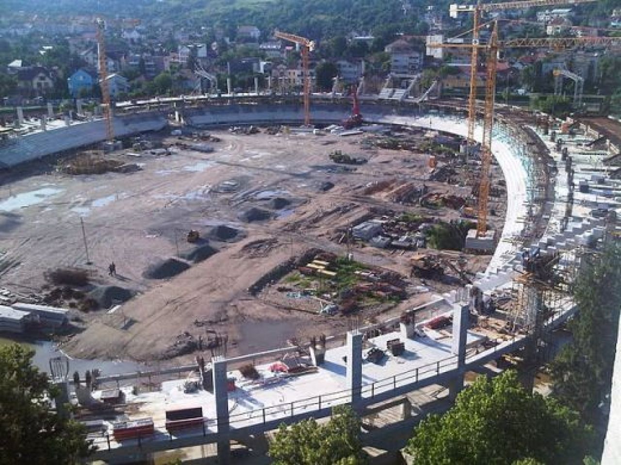 Noul stadion din Cluj BATE national Arena din Bucuresti?
