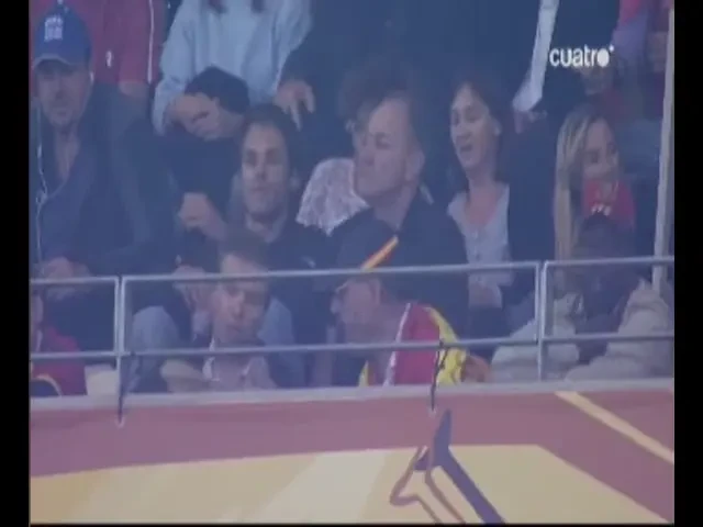 VIDEO / Tatal lui Xabi Alonso era sa faca INFARCT in tribune la meciul cu Germania!