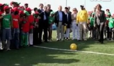 David Villa a invatat sa bata penalty de la regina Spaniei!