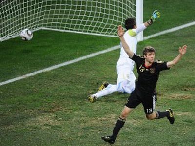 Meci dramatic, Germania castiga finala mica!Germania 3-2 Uruguay!_6