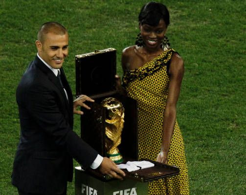 VIDEO Jimmy Jump a incercat sa 'FURE' Cupa Mondiala chiar la FINALA!_6