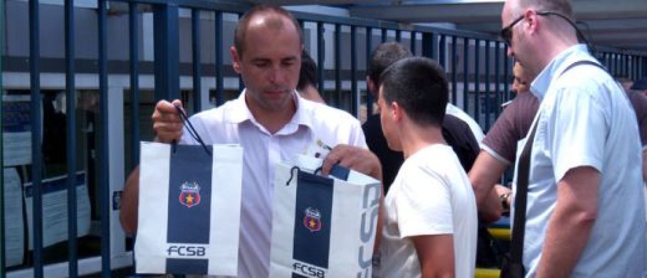 Steaua lui Piturca i-a convins! Fanii Stelei s-au inghesuit la abonamente!_2
