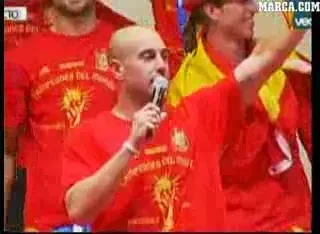 VIDEO / Reina a facut din nou SHOW la prezentarea Spaniei: Spartani sa va aud: Augh, augh, augh!