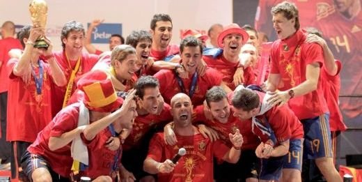 VIDEO / Reina a facut din nou SHOW la prezentarea Spaniei: Spartani sa va aud: Augh, augh, augh!