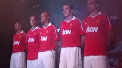 VIDEO / Manchester United si-a prezentat noul echipament! Vezi cum se va imbraca Rooney: