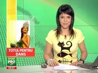 VIDEO / Cea mai frumoasa femeie din Romania a renuntat la Miss World pentru dans!