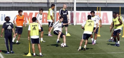 FOTO: Mourinho schimba fata Realului! Noua jucatori de la tineret, la antrenamentul de azi!_8