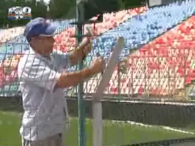 VIDEO Au cazut gardurile de pe Ghencea! Reactia lui Gigi: Nu ma intereseaza!