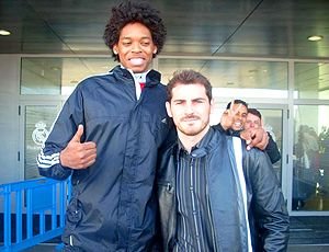 FOTO! Brazilianul care i-a SOCAT pe Cristiano Ronaldo si Casillas la Real! Il cheama Bebe, are 17 ani si 2.13 m inaltime!_3