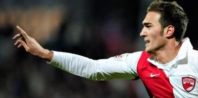 Dinamo poate da lovitura! Alexe este primul pe lista de transferuri a lui Chelsea
