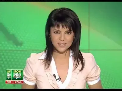 Super caterinca la poza de grup a Craiovei: Florin Costea, intr-un picior si Dananae l-a scos din minti pe fotograf :)
