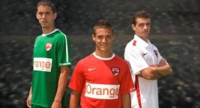 VIDEO! Dinamo are VERDE catre titlu! Vezi tricourile din acest sezon!_6