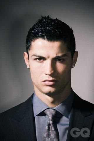 FOTO: Ronaldo si-a incheiat vacanta pe un yacht de lux: 