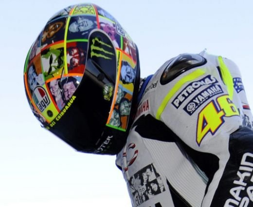 Toata familia lui Valentino Rossi pe noua sa casca! FOTO_2