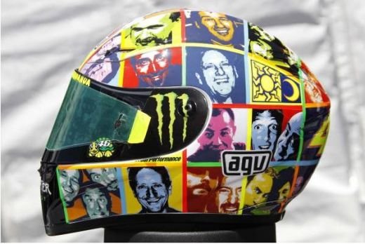 Toata familia lui Valentino Rossi pe noua sa casca! FOTO_3