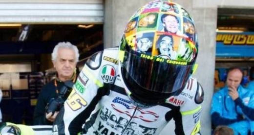 Toata familia lui Valentino Rossi pe noua sa casca! FOTO_8