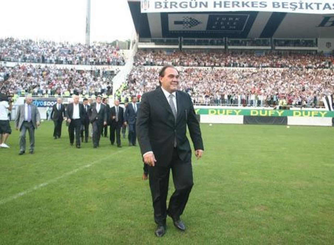 Vezi cum a fost primit Guti de cei 20.000 de spectatori pe stadionul lui Besiktas! VIDEO_20
