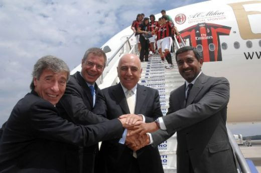 Milan si-a prezentat echipamentul intr-un super avion Airbus A380! 33 de poze_2