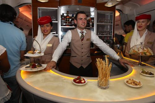 Milan si-a prezentat echipamentul intr-un super avion Airbus A380! 33 de poze_11