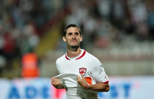 Dinamo a dat lovitura cu el! Garat, cel mai periculos fundas din Liga I in 2010 costa doar 300.000 euro!_3